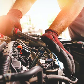 Engine Repair in Shoreview, MN